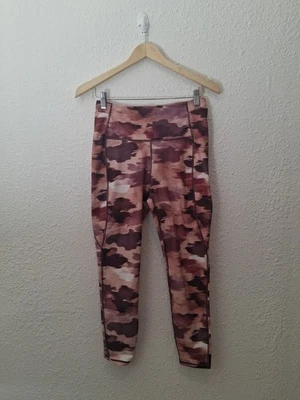 Women's Reebok Leggings : Yoga & Lounge Pants : Medium : Camouflage: Pockets - Image 1 of 4
