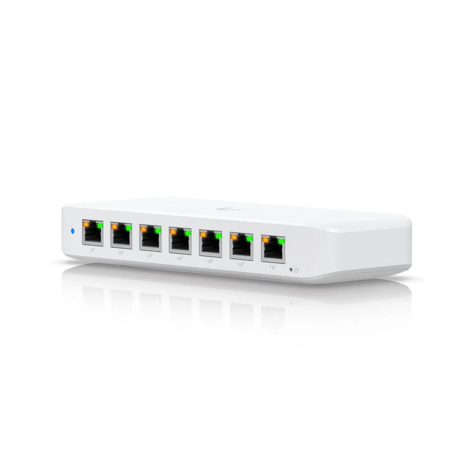 Ubiquiti USW-ULTRA A compact. 8-port. Layer 2 - Image 1 of 1