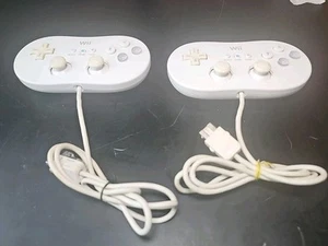 2 Stück Offizieller Nintendo Wii Controller Classic Weiß RVL-005 - Bild 1 von 7
