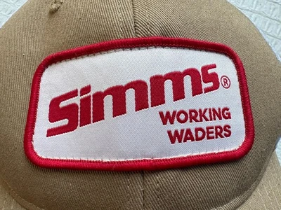 SIMMS Gorra de Pesca Sombrero SnapBack Trabajo Vadeadores Caqui Algodón Blanco Nylon Malla DEFECTUOSO Foto 1 de 4
