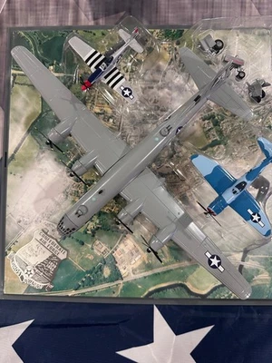 CORGI 1/144 Escala Diecast B29 FIFI & P5 1 Mustang & P47 Thunderbolt Foto 1 de 4