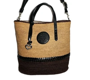 BRIGHTON FERRARA COLL  VOLTERA FRONT MEDALLION RAFFIA STRAW BLACK BUCKET BAG W/♡ - Picture 1 of 15
