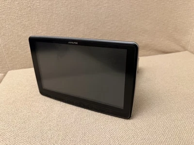 Alpine INE-F904DC Halo 9 autoradio multimediale 9" 1 Din con DAB+ mappe camper - Immagine 1 di 4