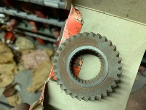 THIRD GEAR ALFA 145 146 33 NEW ORIGINAL 60570551 - Picture 1 of 2