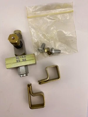 Inyector de aceite Lincoln 83661-1 Foto 1 de 4