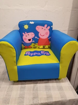 Silla Peppa Pig Delta tela 22x16x18 para niños 2018 uso ligeramente usado Foto 1 de 4