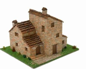 CUIT Ceramic Building Construction Kit, Rural House 4 (1:87) - Picture 1 of 5