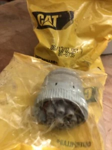CATERPILLAR PLUG 8T8735 NEW Old Stock - Picture 1 of 5