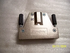 1 x Stecker-/Kupplungsgehäuse - f. 68 pol. - SCSI-SCA- ! -neu + Top! - - Bild 1 von 3