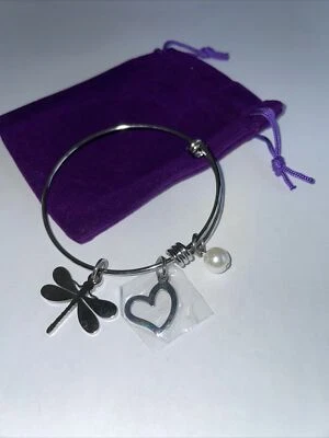 Pulseira de berloque coração e pérola libélula ajustável com bolsa de presente nova! - Imagem 1 de 4
