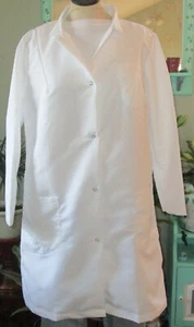 Best Medical Woman L/S Lab Coat Snaps 3 Pocket 38" Length White Size Large - Picture 1 of 11