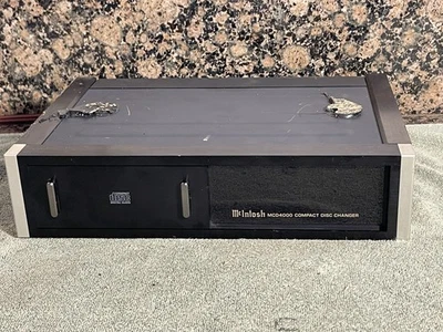 McIntosh MCD4000 Cd Changer - Parts Or Repair - Image 1 of 4