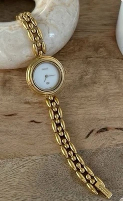 Gucci Women's Change Bezel Watch Gold - Image 1 of 4