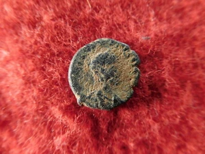 Roman Coin Guaranteed Authentic - Theodosius II - Rare Reverse Type (20TT22) - Picture 1 of 2