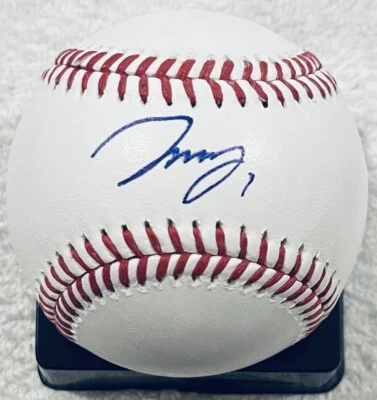 SPECTACULAR PSA/DNA AUTHENTICATED YUKI MATSUI WITH #1 ROOKIE SIGNED MLB BASEBALL - Image 1 of 3