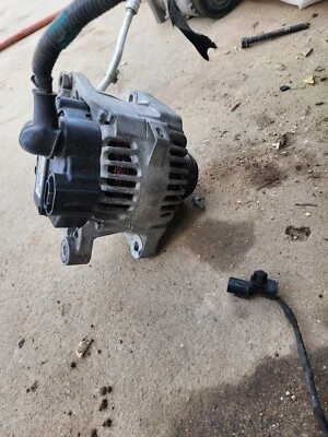 现代索纳塔发电机 L4 2.4 升 2010 年至 2013 年原始设备制造商/雷曼 RR_Alternators 出品 — 第 1/4 张图片