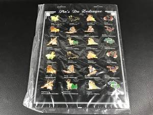 24 PINS PIN'S BADGE SIGNE ASTROLOGIE ASTRO ZODIAQUE - Imagen 1 de 4