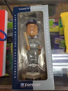 Derek Jeter Bobble 2002 MIP - Picture 1 of 6