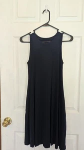 Time and Tru Navy Sleeveless Swing Dress Crew Slip Pockets Rayon Span XS 0-2 Euc - Picture 1 of 2