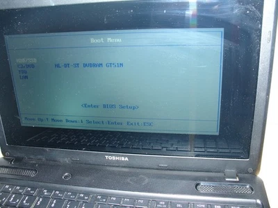 Toshiba Satellite C660-1PD 8GB Ram Core i3 mit Netzteil ohne Hdd - Bild 1 von 4