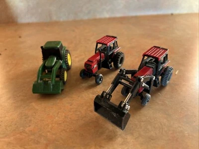 Ertl Case International John Deere Farm Tractor Red 1/64 Die cast Loader 2594 - Image 1 of 3