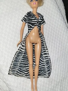 ABRIGO CHAQUETA DE MUÑECA BARBIE A RAYAS CEBRA - Imagen 1 de 7