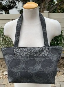 Schultertasche Maruca grau grafische Kreise Jacquard - Bild 1 von 13