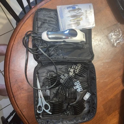 Juego de cortapelos Wahl Precision Clip’N Trim con accesorios y estuche  Foto 1 de 4