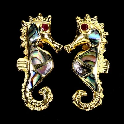 Pendientes de plata de ley 925 rubí redondo Myanmar fregona caballito de mar piedras preciosas joyería Foto 1 de 4