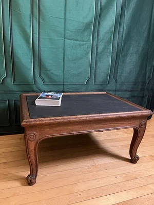 Henredon Town & Country 法国风格雕刻橡木石板上衣低口音桌 — 第 1/4 张图片