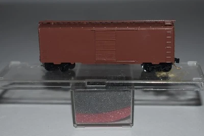 N Scale Kadee Undecorated 40' Single Door Boxcar C53755 - Image 1 of 2