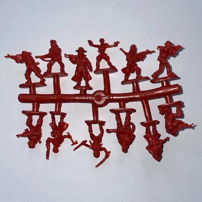 Dark Alliance Stalkers Set 1- 1/72 Scale -Contains 12 Figures on 1 Sprue - 72039 - Image 1 of 4