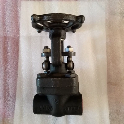 GATE VALVE RP&C EF56D 1/2" Class 800 Forged Steel High Pressure 1900+Psi @ 100* - Image 1 of 4
