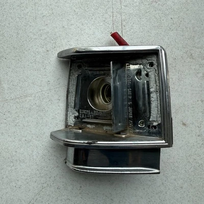 Toyota Celica 76 77 RA24 RA29 turn signal cornet light LH driver - Image 1 of 3