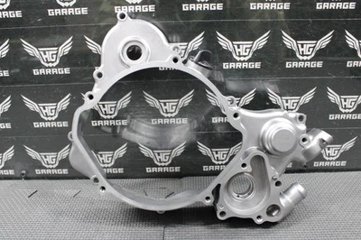 2001 99-03 HONDA CR125R OEM RIGHT CASE INNER CLUTCH COVER 11340-KZ4-L10 NICE! - Image 1 of 4