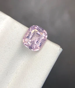 2 kt natürlicher milchig rosa Saphir Kissenform Edelstein aus Afghanistan - Bild 1 von 10