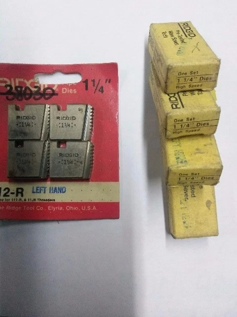 (1) set RIDGID 1-1/4" LH Left Hand NPT 12-R PIPE THREADING DIES 0 11 00 38030 - Image 1 of 1