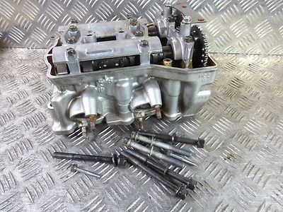 Honda ST1300 Pan european  2004  right cylinder head - Image 1 of 2