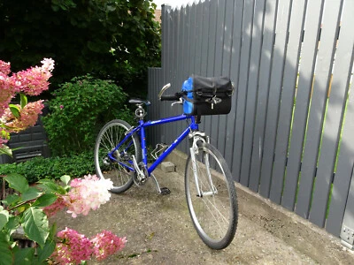 Kettler-Crossrad,  Alu,  28Zoll, 2 Trelock-Leuchten, blau - Bild 1 von 4