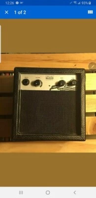 FIRST ACT BATTERY OPERATED GUITAR AMP MODEL MA2039 CLEAN WORK's - Image 1 of 4