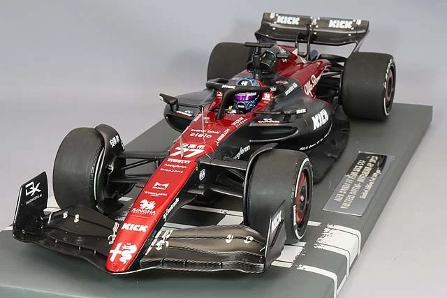 Minichamps 1/18 ALFA ROMEO C43 VALTTERI BOTTAS AUSTRALIAN GP 2023 - 117230177