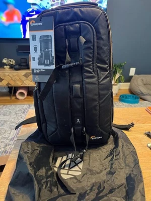 Lowepro LP36899PWW Slingshot Edge 250 AW - Black Clean EUC! - Image 1 of 2
