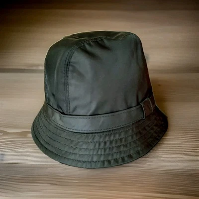 стильный женский ведро шляпа Hugo Boss размер 60 - Изображение 1 из 4