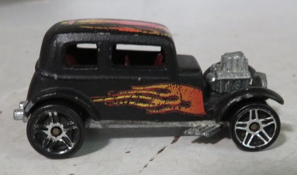 1968 Hot Wheels RARE Classic '32 Ford Coupe Vicky Flat Black with Orange Flames - Image 1 of 4