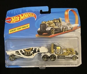 Hot Wheels Abschleppwagen Turbo Beast weiß gold Cargo Truck Track Stars 2018 - Bild 1 von 2