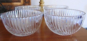 Godinger Harmony Wave Bowls Set of 4 Dessert Bowls Salad Bowls Clear Glass EUC - Picture 1 of 8