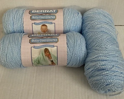 Fio Bernat Baby Coordinates, azul macio 2 novelos completos e 1 parcial - Imagem 1 de 4