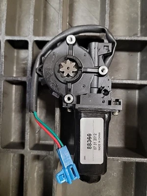 Motor ventana eléctrica Corolla 98-02 delantero izquierdo 1AMWM88366 NUEVO DE STOCK Foto 1 de 2