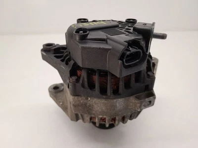 Alternador hatchback 11-18 HYUNDAI ELANTRA GT ID 373002E200 Foto 1 de 4