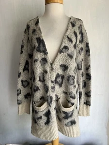 Cárdigan boho de gran tamaño con leopardo de las nieves Free People Out Of Africa talla pequeña - Imagen 1 de 6